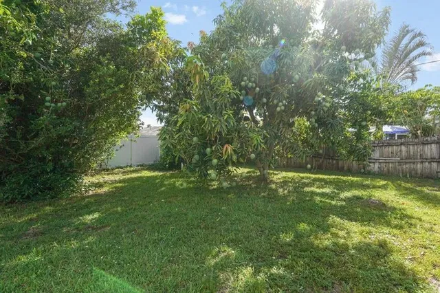 Residence photo 27