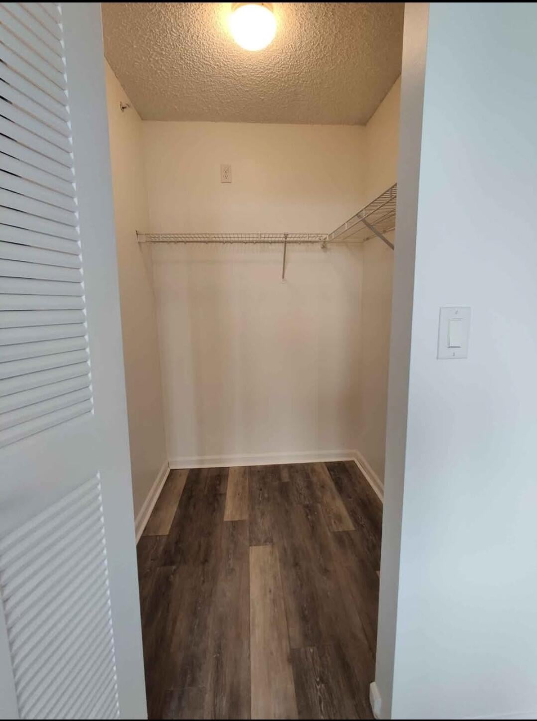Unit 506 photo 12
