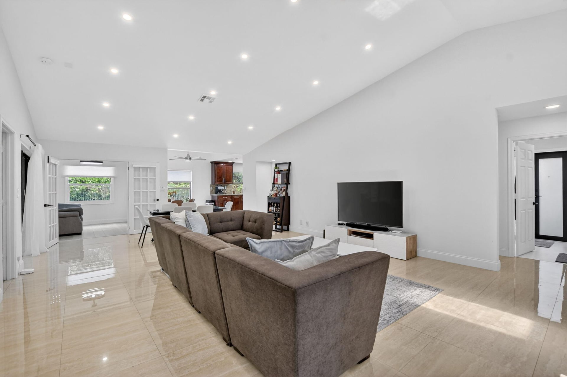 Boca Isles Residence photo 8