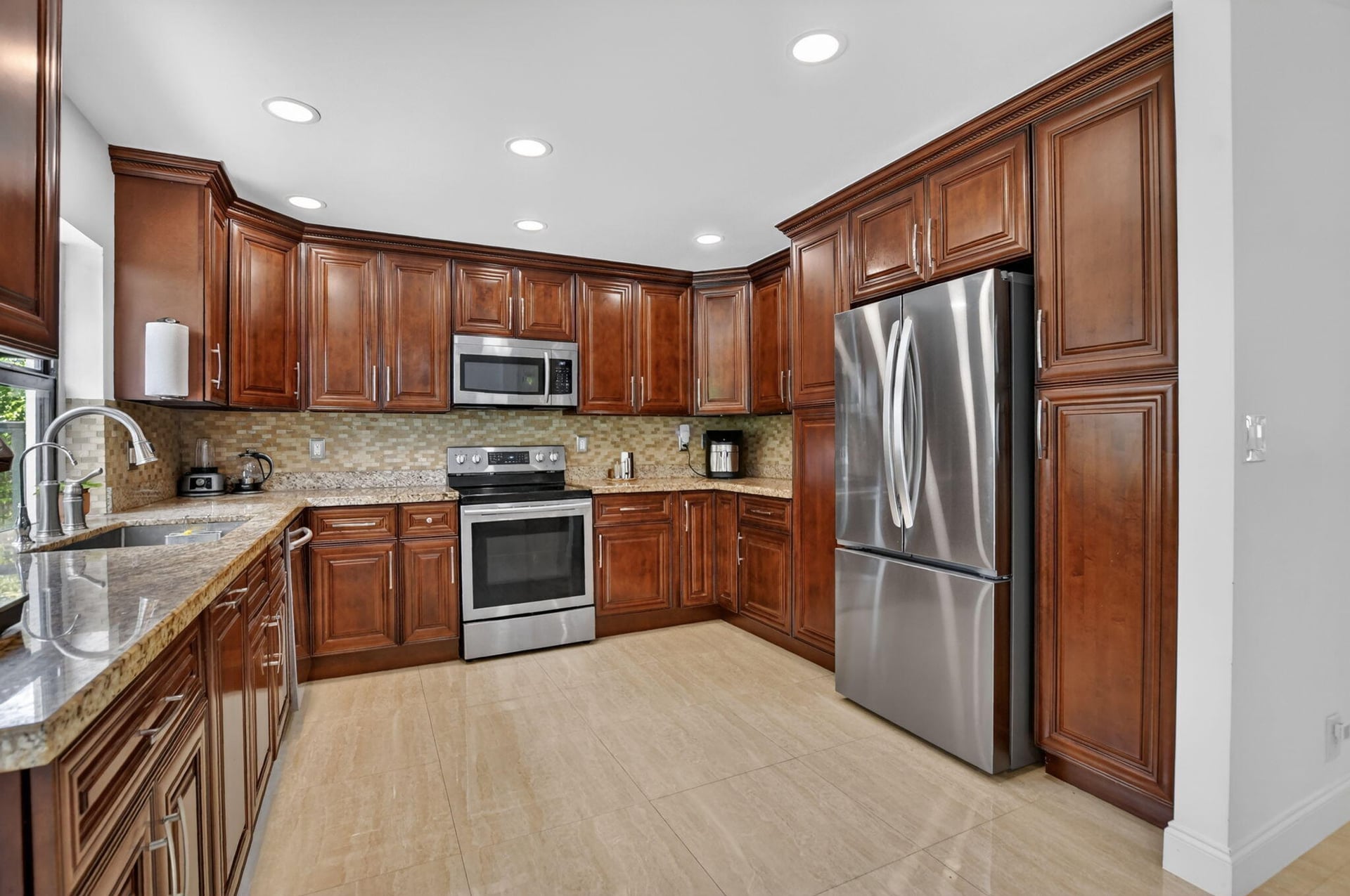 Boca Isles Residence photo 15