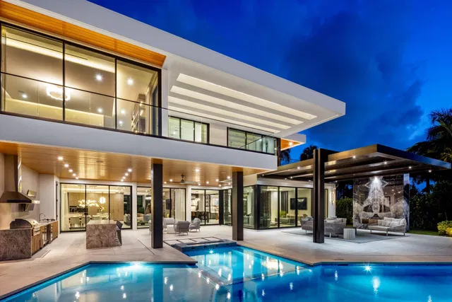 Royal Palm Yacht and Country Club Residence photo 2