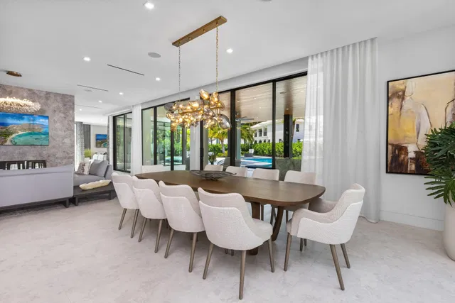 Royal Palm Yacht and Country Club Residence photo 14