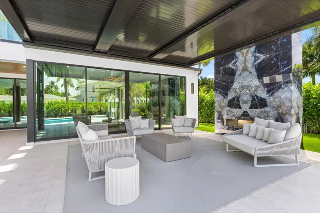 Royal Palm Yacht and Country Club Residence photo 30