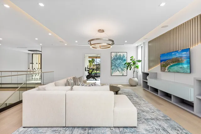 Royal Palm Yacht and Country Club Residence photo 51