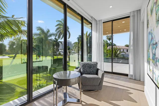 Royal Palm Yacht and Country Club Residence photo 57