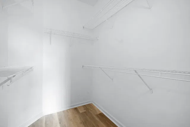 Unit 20 photo 15