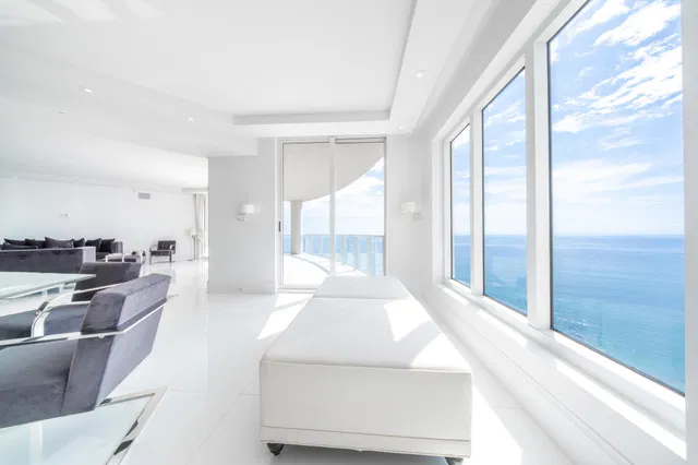 Ritz Carlton Residences Singer Island Unit 2501a photo 6