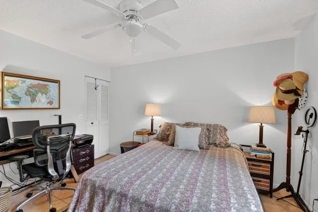 Residence photo 14