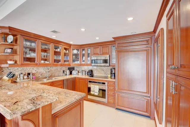 North End Palm Beach Unit 408 photo 14