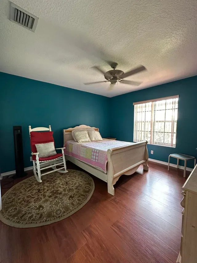Residence photo 11