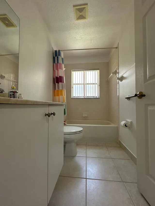 Residence photo 19