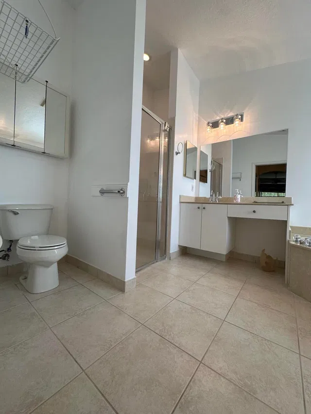 Residence photo 22