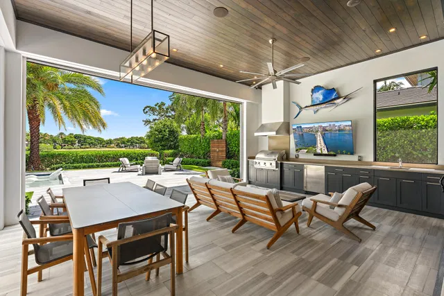 Admirals Cove Residence photo 14