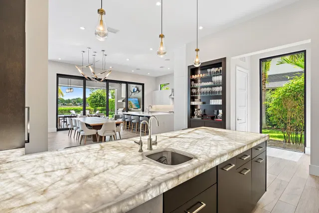 Admirals Cove Residence photo 21