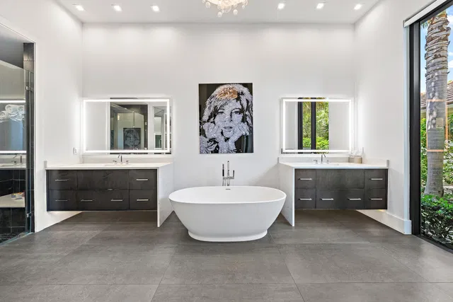 Admirals Cove Residence photo 27
