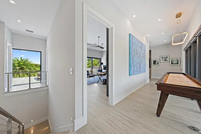 Admirals Cove Residence photo 34
