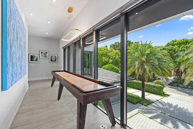 Admirals Cove Residence photo 35