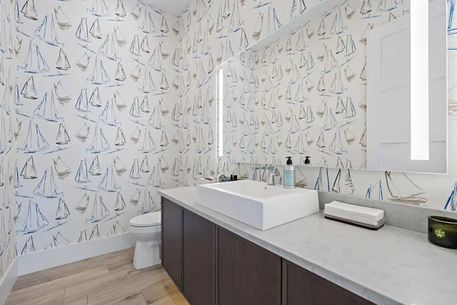 Admirals Cove Residence photo 36