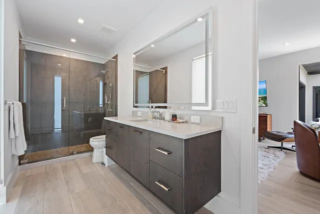 Admirals Cove Residence photo 40