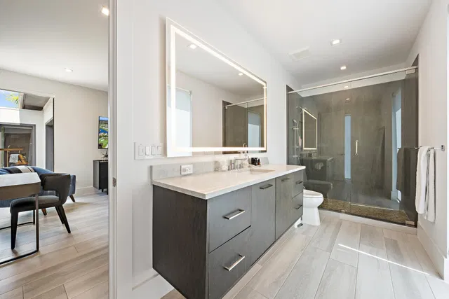 Admirals Cove Residence photo 43