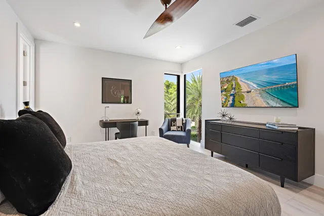 Admirals Cove Residence photo 44