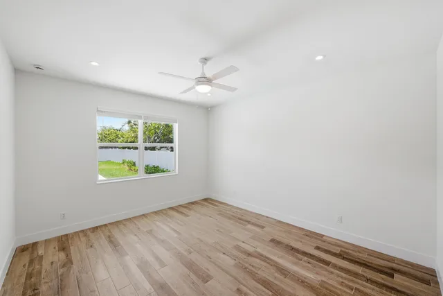 Residence photo 15