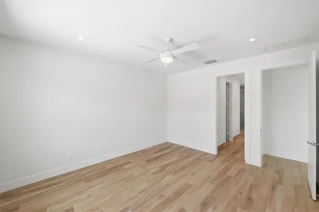 Residence photo 17