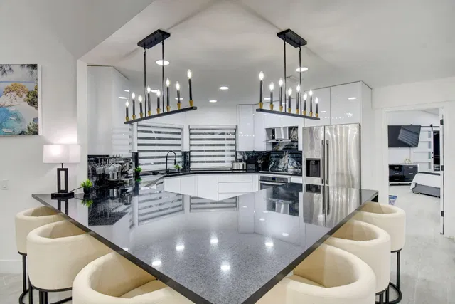 Pinewood Residence photo 17