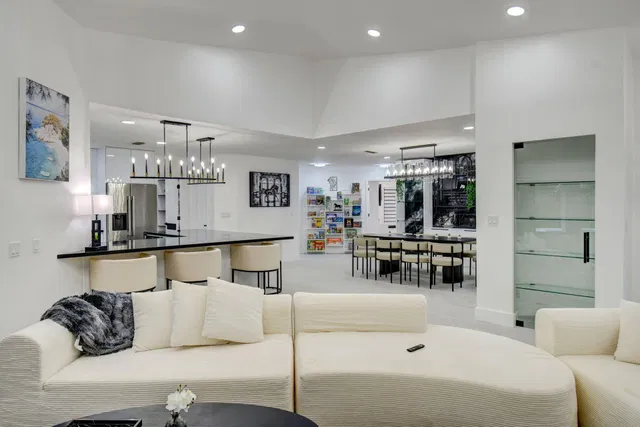 Pinewood Residence photo 20