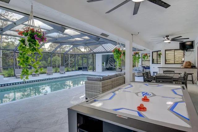 Pinewood Residence photo 24