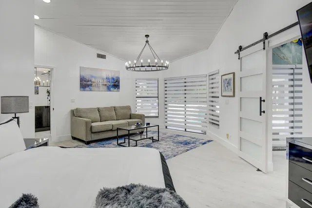 Pinewood Residence photo 34