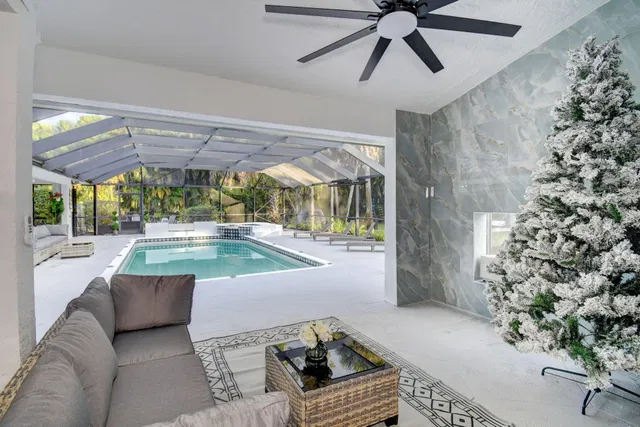 Pinewood Residence photo 54
