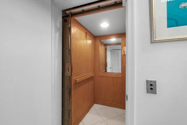 Unit 202 photo 14