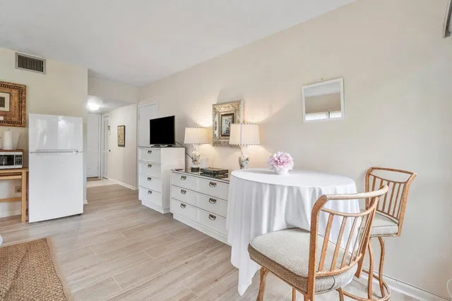 Tennis Lodges Wellington Unit 427 photo 4
