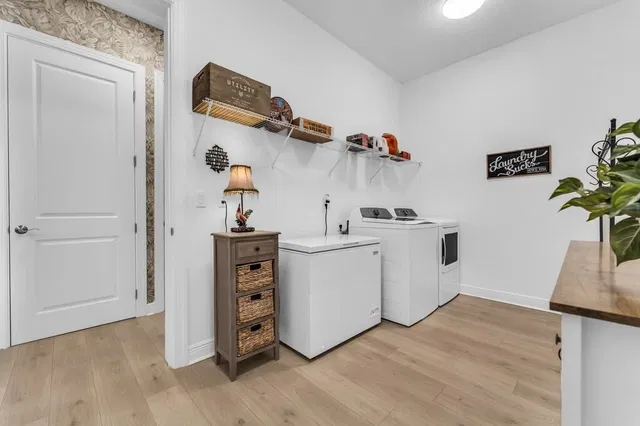 Residence photo 31