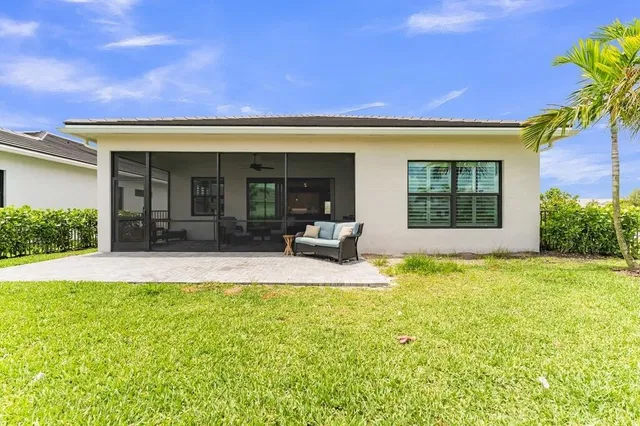 Residence photo 38