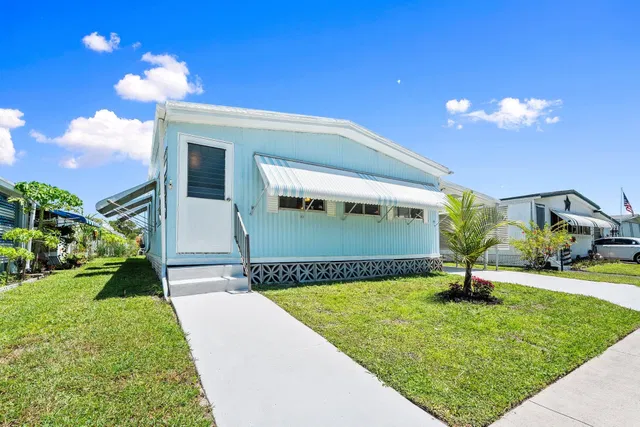Unit 53 photo 26