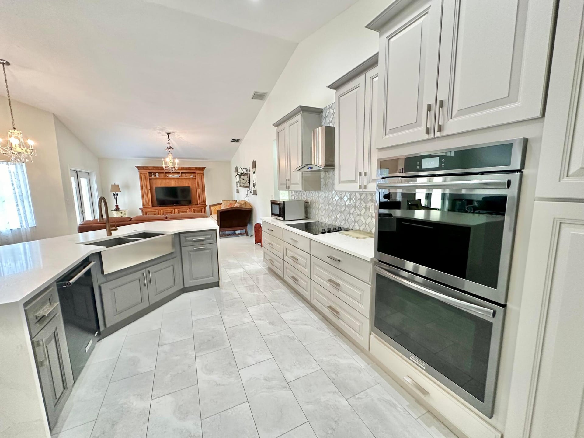 Residence photo 3