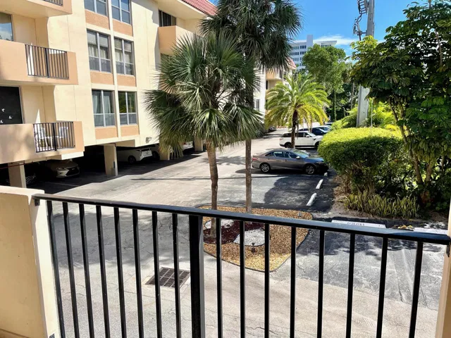 Boca Raton Unit 2n photo 23