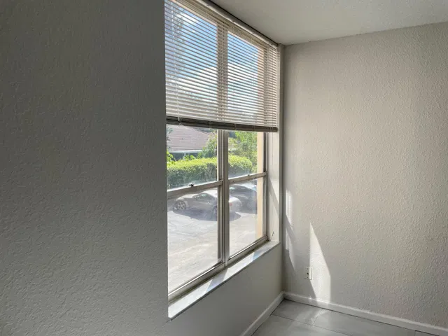 Boca Raton Unit 2n photo 28