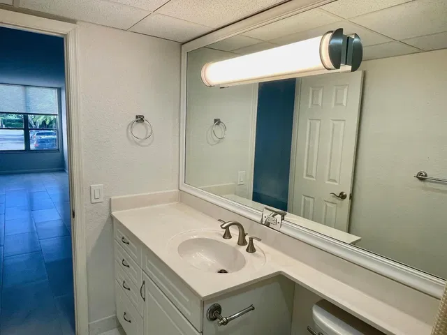 Boca Raton Unit 2n photo 31