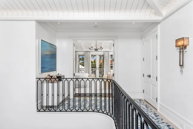 Estate Section Palm Beach Residence photo 9