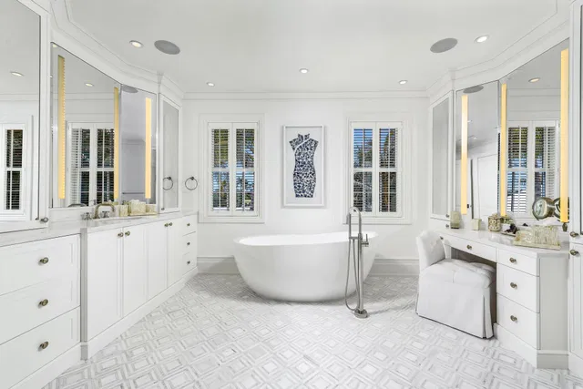 Estate Section Palm Beach Residence photo 11