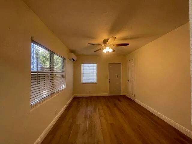 Residence photo 53