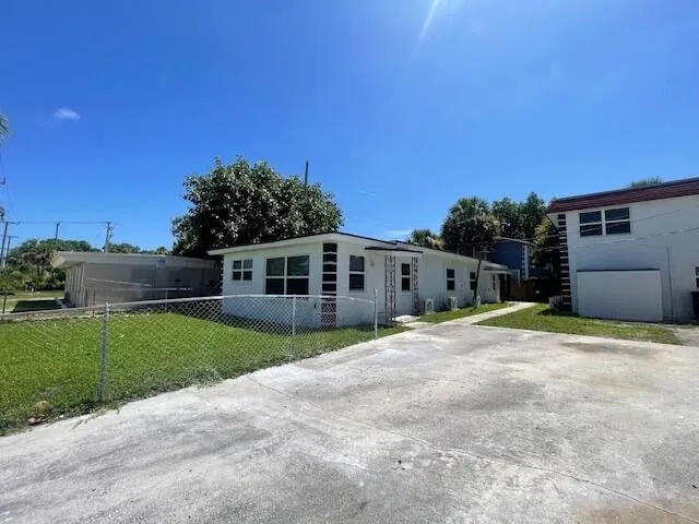 Residence photo 62