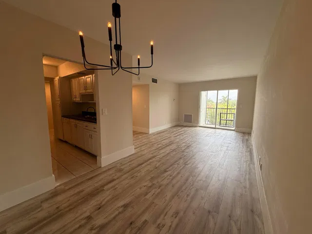Downtown West Palm Beach Unit 301o photo 4