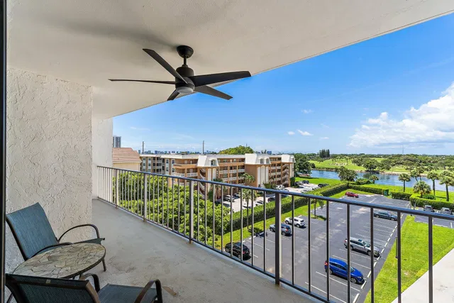 Golfview North Palm Beach I Unit 619 photo 23