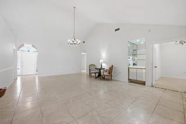 Residence photo 6