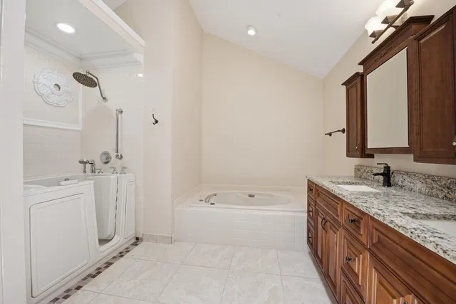 Residence photo 23