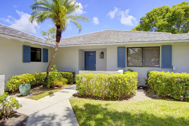 PGA National Palm Beach Gardens Residence photo 12